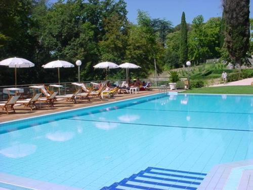 Park Hotel Villa Potenziani Риети Экстерьер фото
