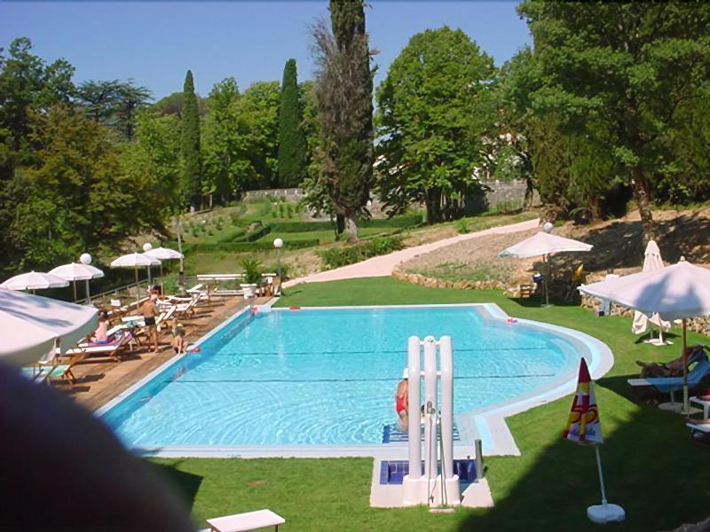Park Hotel Villa Potenziani Риети Экстерьер фото