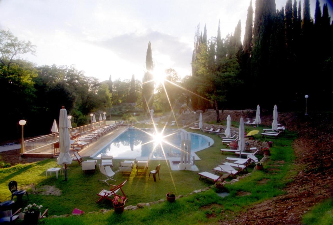 Park Hotel Villa Potenziani Риети Экстерьер фото
