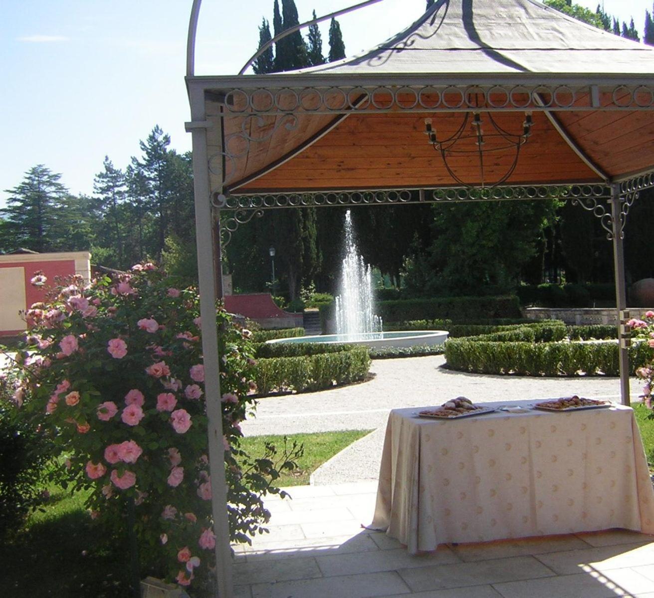 Park Hotel Villa Potenziani Риети Экстерьер фото