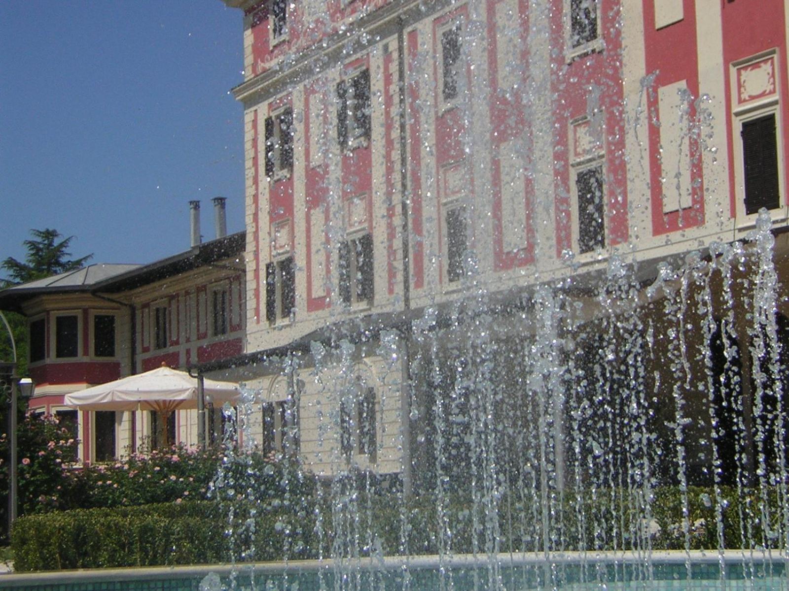 Park Hotel Villa Potenziani Риети Экстерьер фото