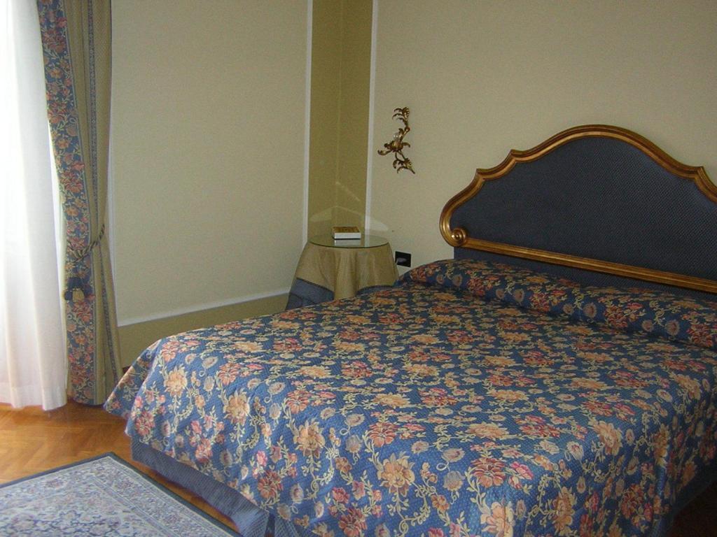 Park Hotel Villa Potenziani Риети Номер фото